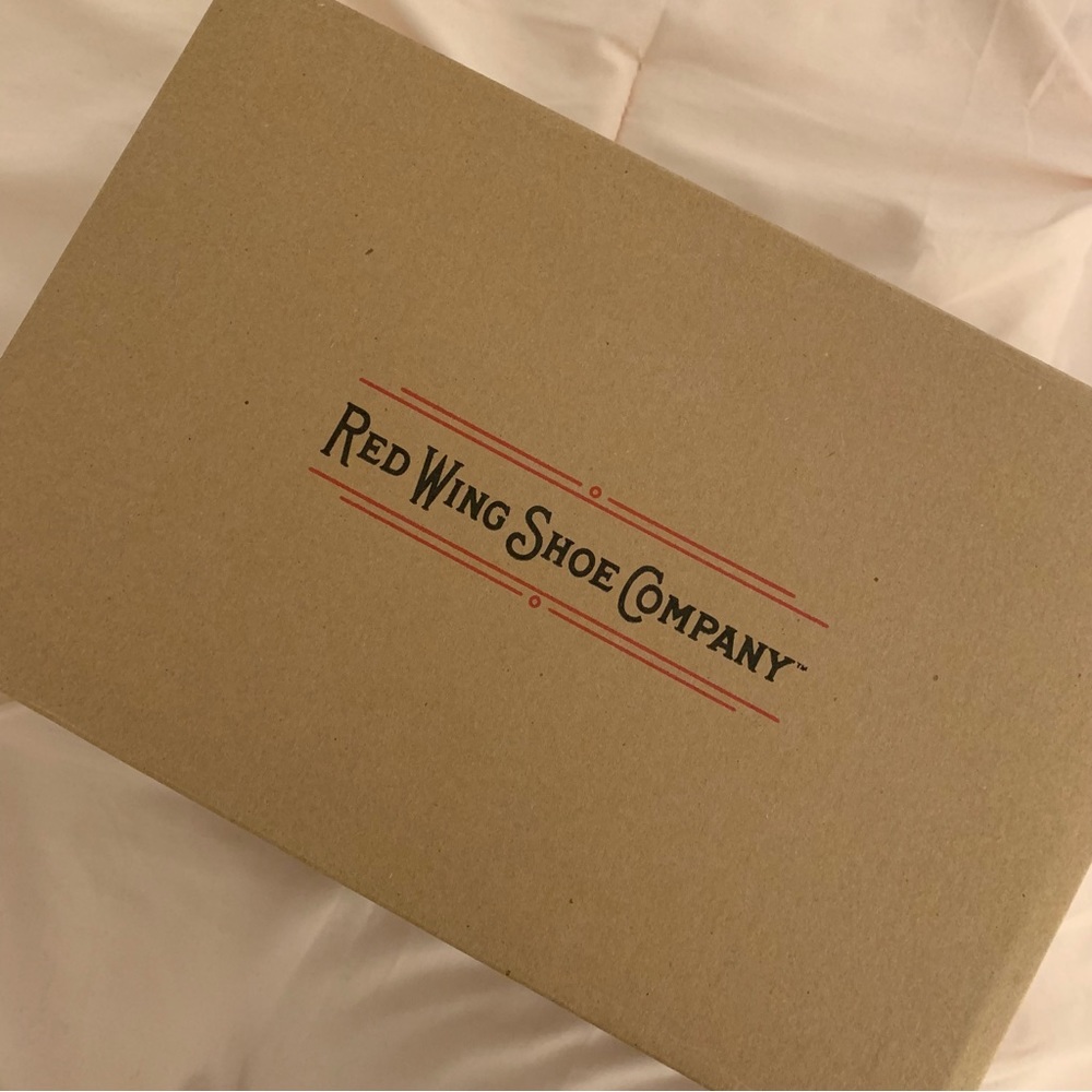 Women’s Red Wing boots size 9